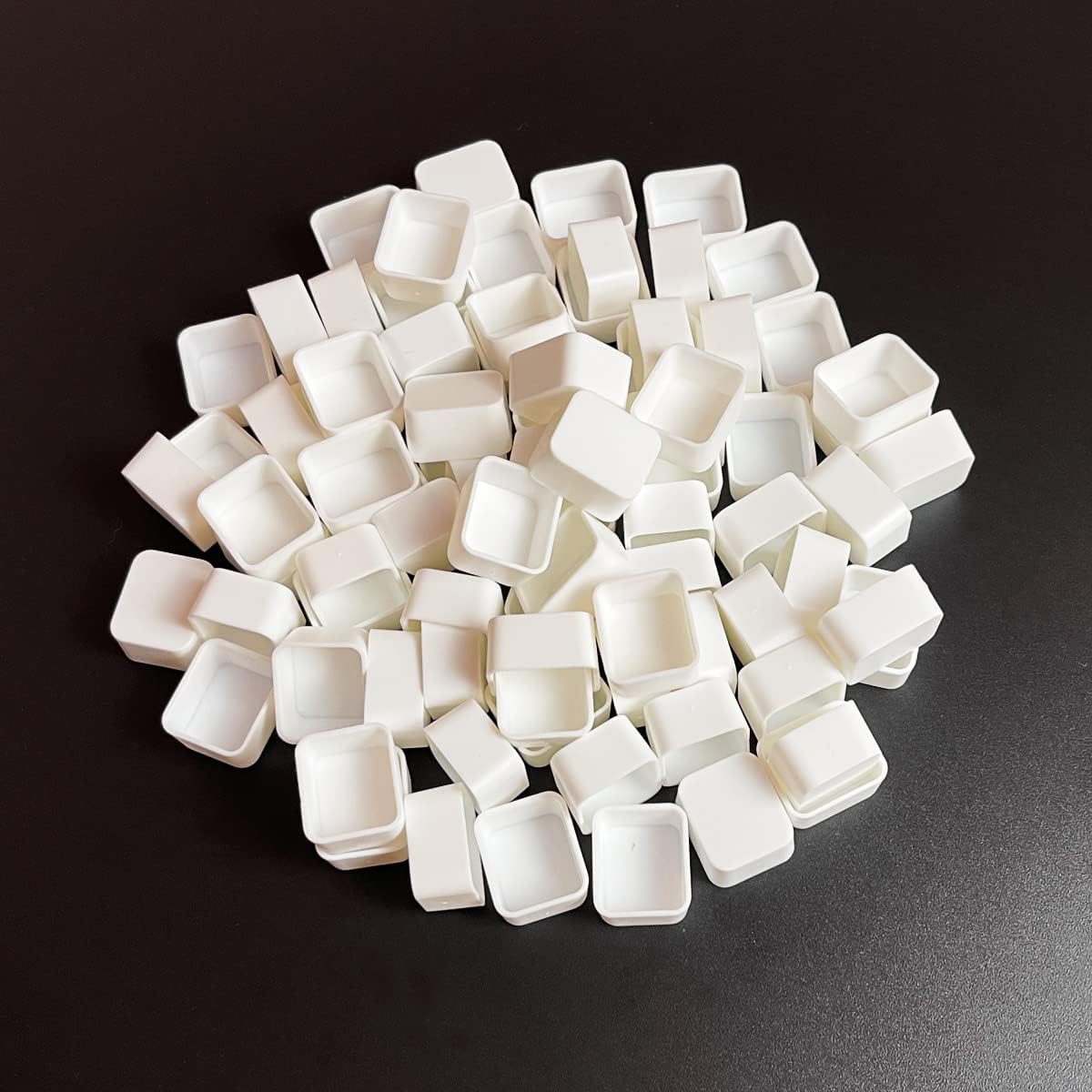 100pcs 1.8ml white watercolor half pans with round corners – empty paint containers for handmade watercolors