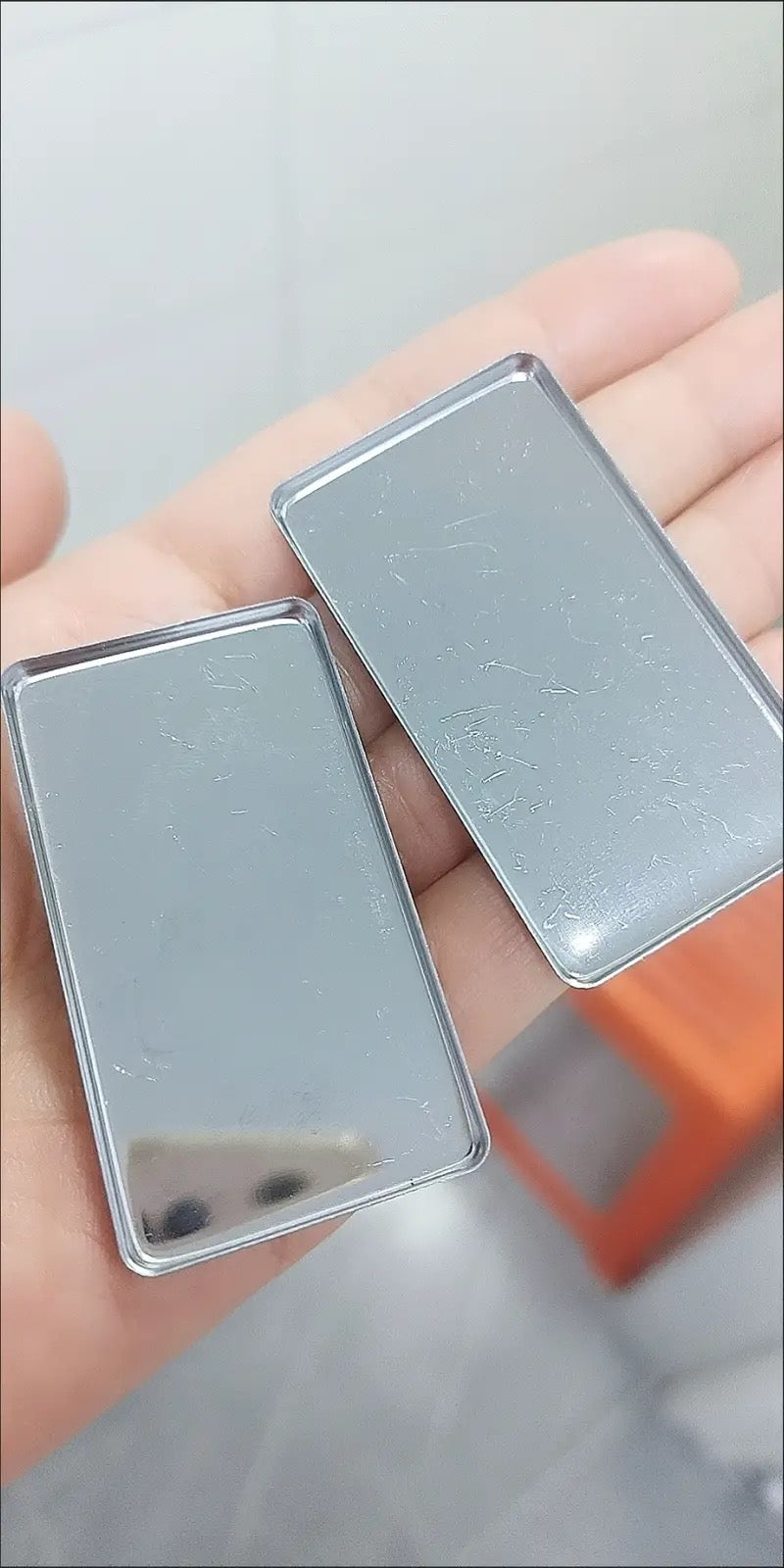 52*39MM 100Pcs, Large Mixing Empty Metal Tin Palette Pans for Watercolours or Cosmetics, Empty Eyeshadow Pans, Empty Makeup Palette, Makeup Palette Pans