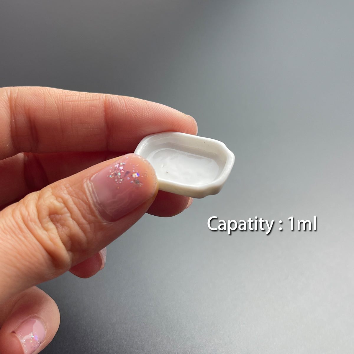 1ML 100 Pcs, Mini Ceramic or Plastic Paint Palette Pan, Small Ceramic Tray Palette for Watercolor Gouache Acrylic Oil Painting