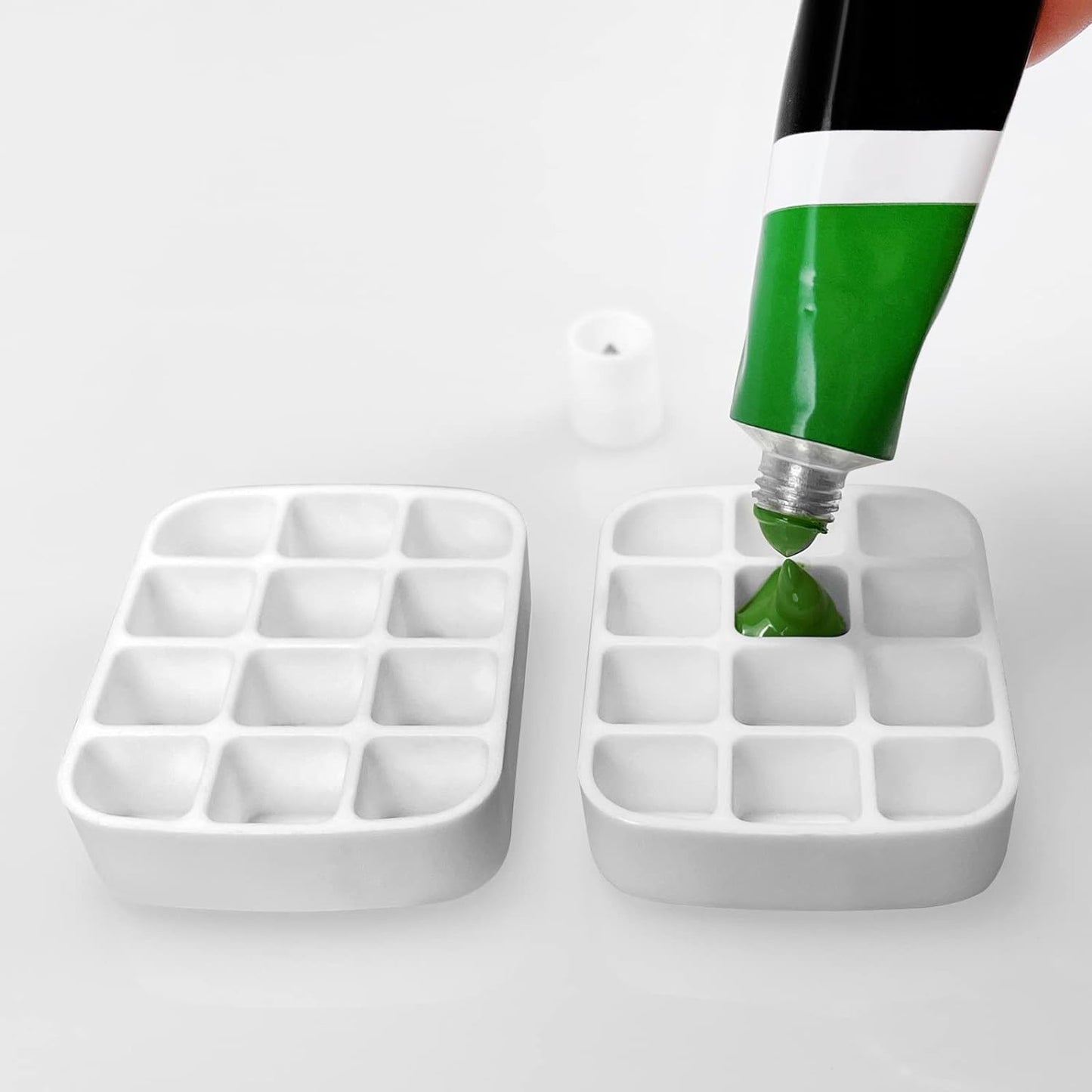 100pcs Connected 12-Well Plastic Watercolor Pans (1.6ml) – Empty Trays for DIY Handmade Paint Kits