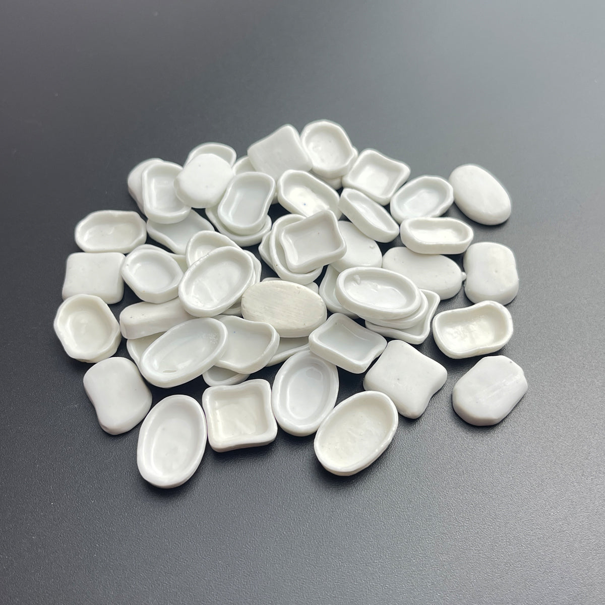 0.2-0.3ML 100Pcs, Mini Ceramic Paint Palette Pan, Small Ceramic Tray Palette for Watercolor Gouache Acrylic Oil Painting