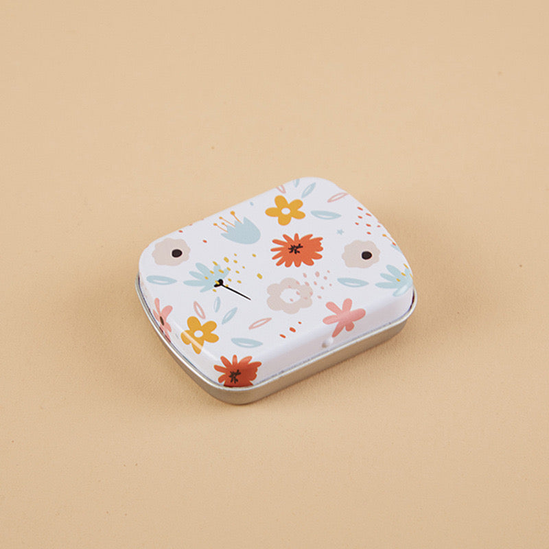 2.23 x1.76 x 0.55 inch 5Pcs 12 Wells Tiny Watercolor Palette, Travel Watercolor Tin, Small Tin Box, Cute Mini Palette Perfect For Travel, Mini Paint Set