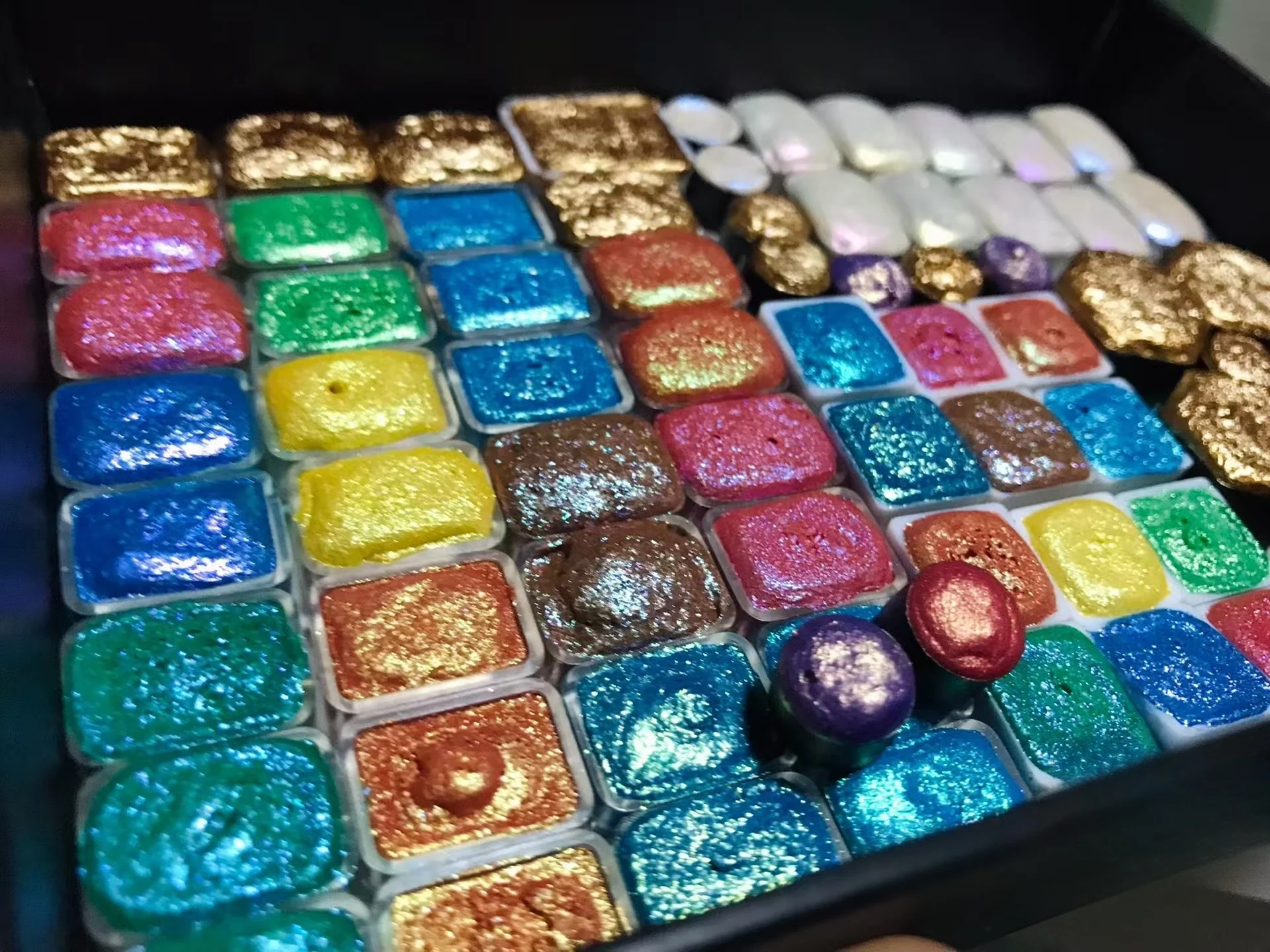 1ml watercolor rectangle pan filled with handmade paint – great for pigment testing