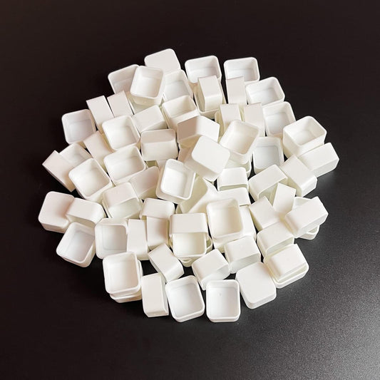 1.8ML 1000Pcs, FCLUB Empty Watercolor Pans - Plastic Paint Round Cornor Half Pans for Watercolor Oils Gouache Painting Solid Pigments