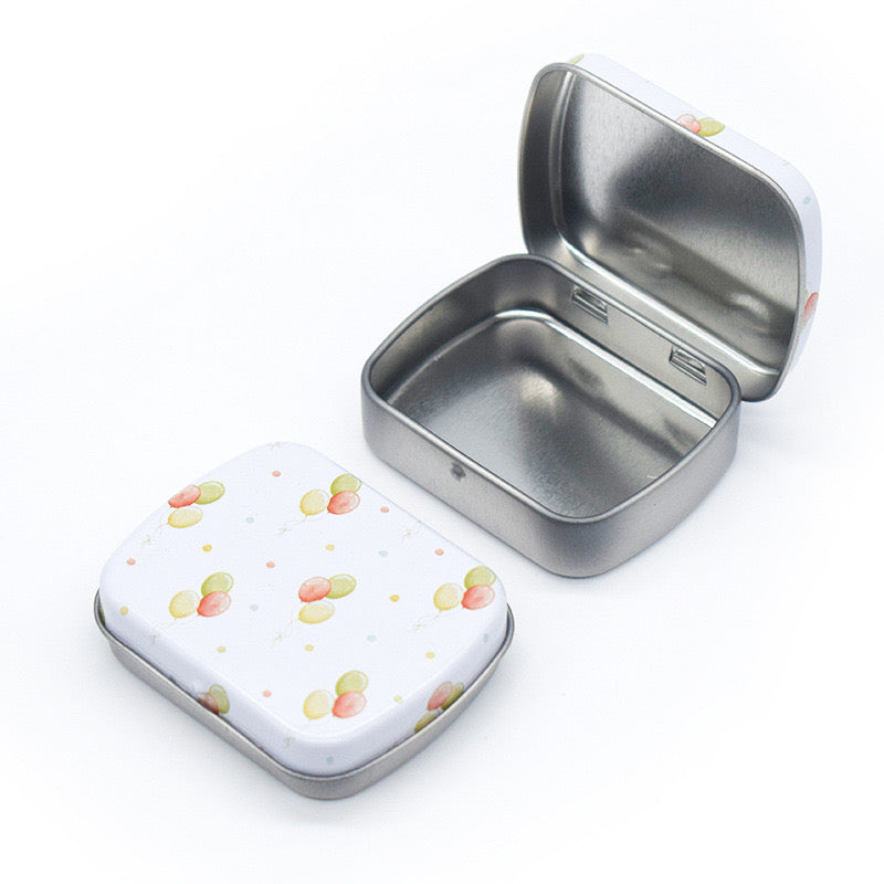 2.3 x 1.9 x 0.6 inches 50Pcs 100 Pcs Small Metal Tin Box Portable Small Container Storage Case With Solid Hinged Top for Drawing Pin Nail Art Bead Earring and Jewelry Craft Organizing