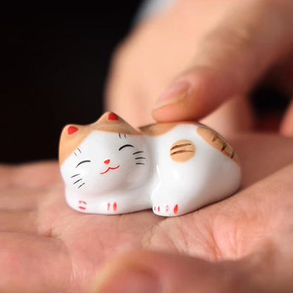 10pcs Ceramic Cat Chopstick Holders – Japanese Porcelain Tableware Rest Set | Cute Cat Kitchen & Gift Decor
