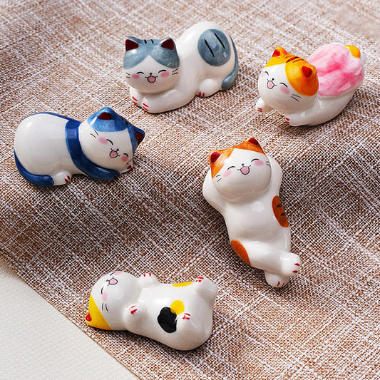 10pcs Ceramic Cat Chopstick Rests – Japanese Style Porcelain Holders for Tableware and Home Decor