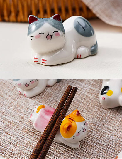 Ceramic cat chopstick rest showing size and dimensions – 5.4 × 3.2 × 3 cm (2.1 × 1.25 × 1.18 in)