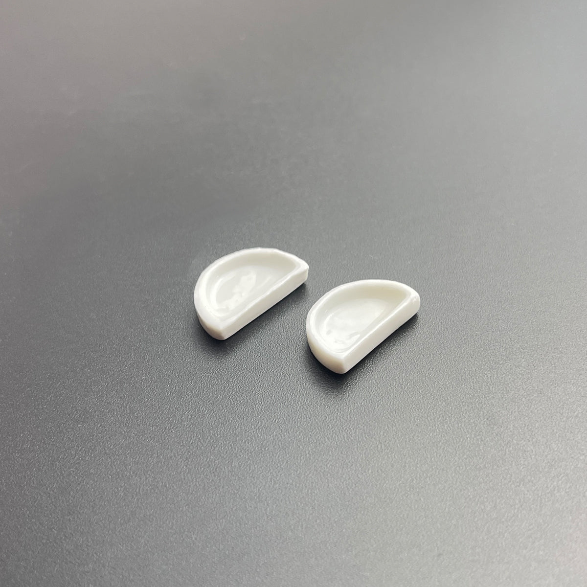 Two ceramic watercolor pans of the same size 0.3ml (medium) for refillable palettes, DIY paint making and artist use