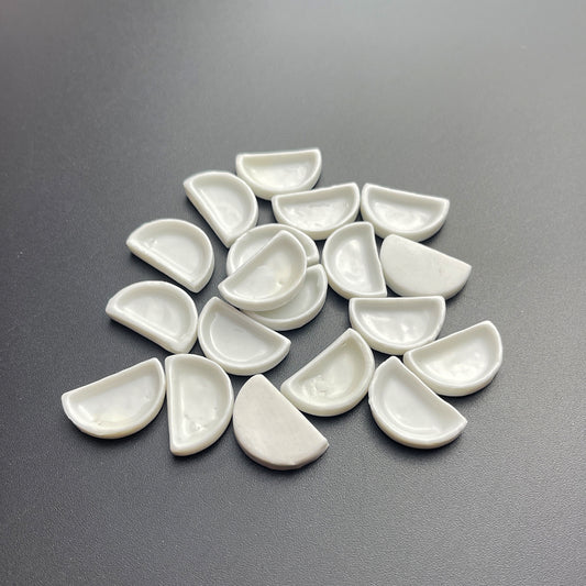 100pcs ceramic watercolor pans in assorted sizes (0.3ml, 3.5ml, 7ml) for refillable palettes, DIY paint making and artist use