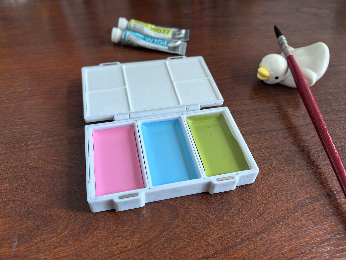 Open Kuretake 3 Pan Palette with Empty Watercolor Pans