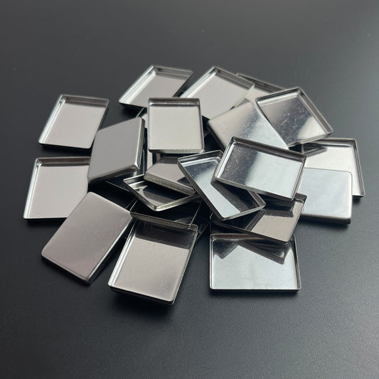 Set of rectangle empty metal pans for refillable makeup or watercolor palettes