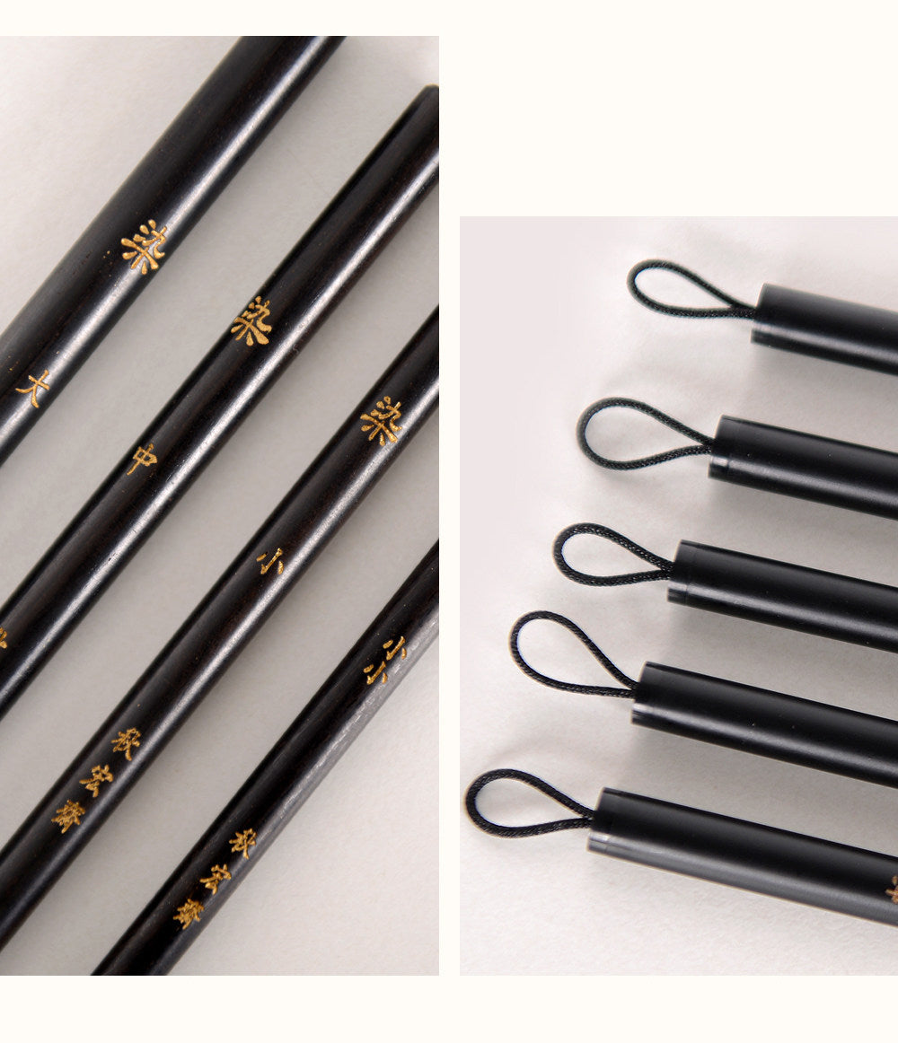 Watercolor brush with a comfortable, balanced sandalwood handle for controlled painting